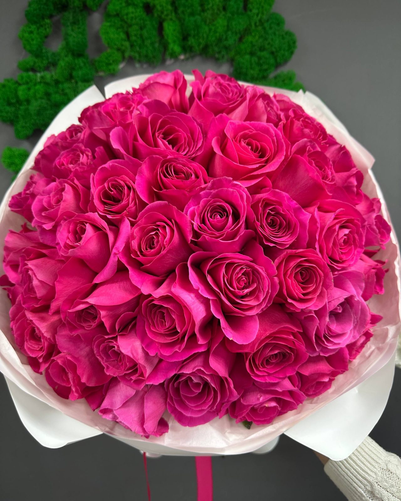 Букет из 51 премиальной розовой розы